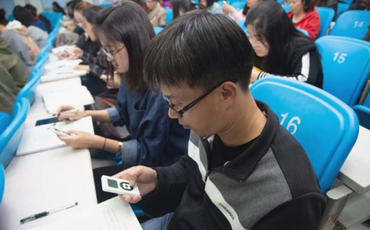 教師綜合測(cè)評(píng)選舉服務(wù)2-1.jpg